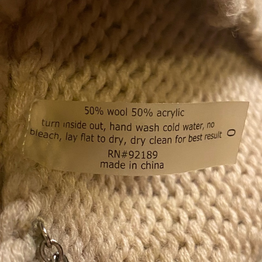 Corson sweater - Picture 3 of 3